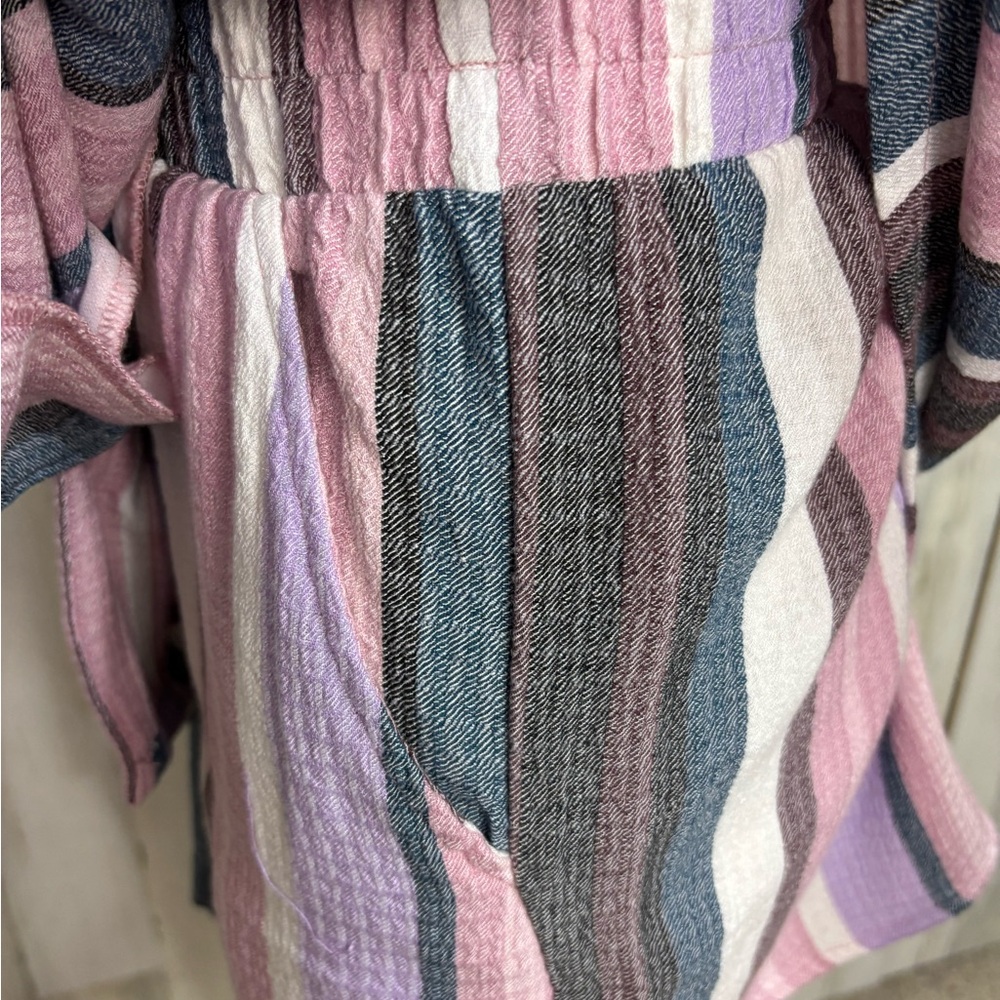 Torrid Striped Gauze Pink and Gray Shortie Pajama Set‎ - Picture 9 of 16
